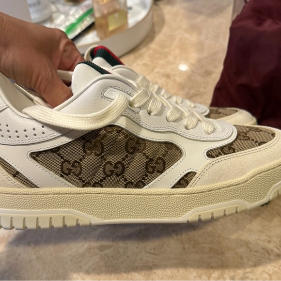 NWT Gucci sneakers 37 1/2 - Picture 3 of 8